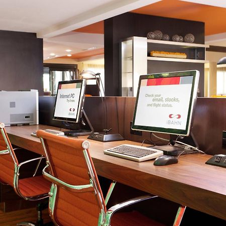 Courtyard Sacramento Airport Natomas Hotel Facilities photo